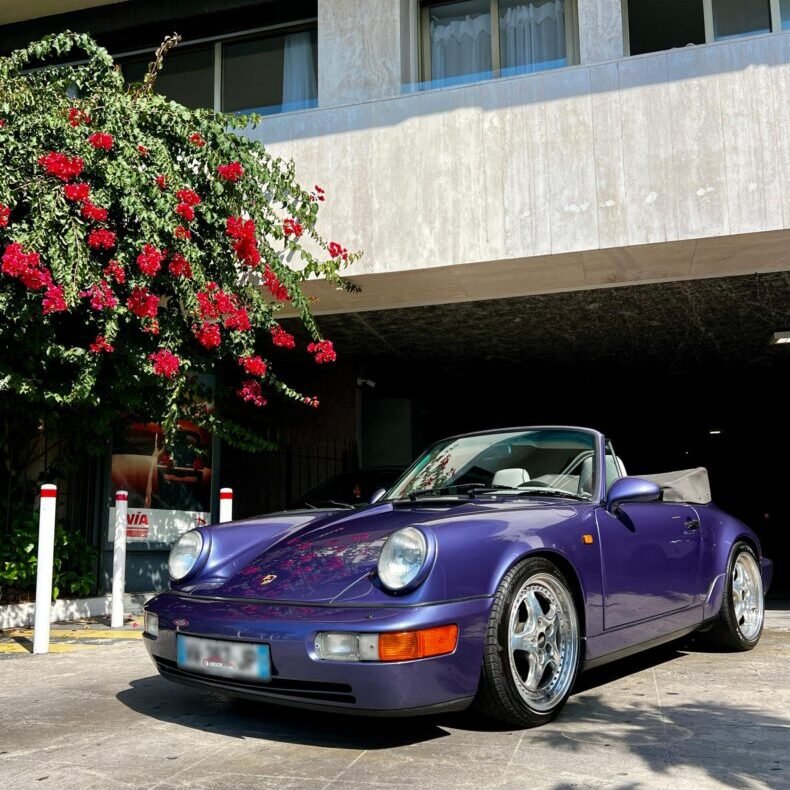 Rent Porsche 964 with Niceclassiccar